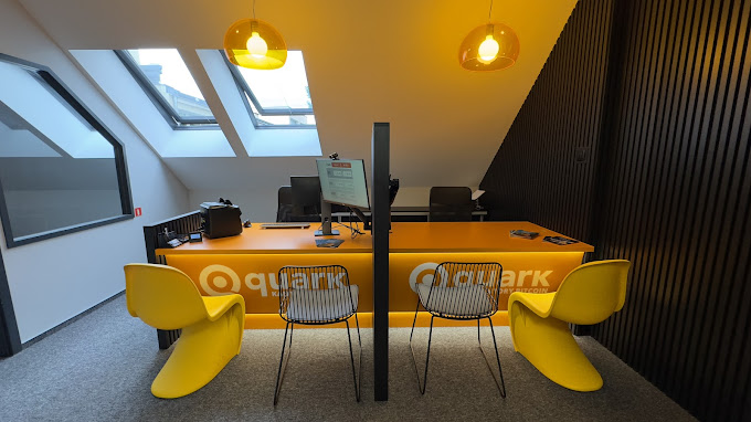 kantor kryptowalut stacjonarny Quark wnętrze punktu